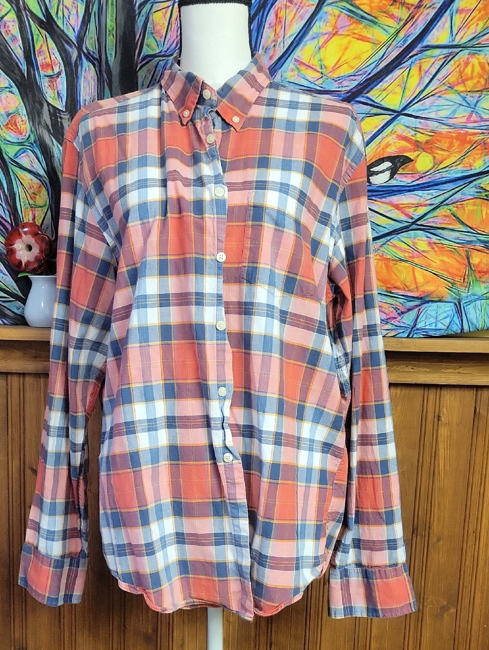 Jcrew Button-Up Plaid Shirt in Coral, Blue & White Men Xl